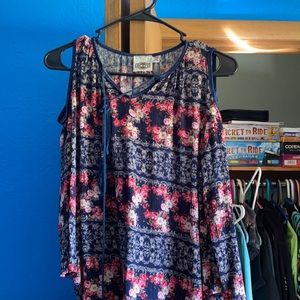 Cold shoulder top